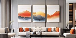 现代客厅的山水挂画装饰