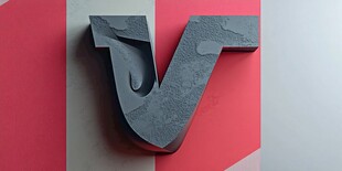 立体V字母创意视觉效果