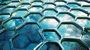 六边形金属网格建筑外观