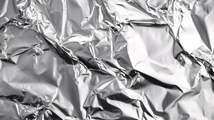 褶皱铝箔纹理特写