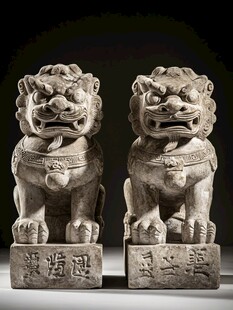 传统石狮子雕刻艺术品