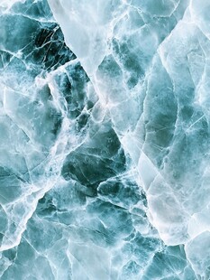 蓝绿色冰裂纹理背景图