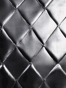 黑色菱形绗缝皮革纹理