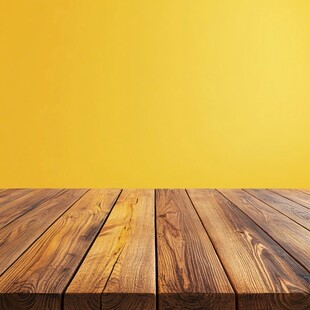 木质台面搭配亮黄色背景