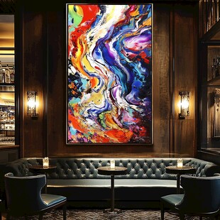 酒吧中的绚丽抽象艺术挂画