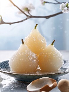 冰糖雪梨摆于素雅盘中