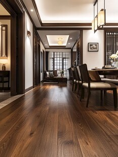 中式风格宽敞明亮的家居走廊