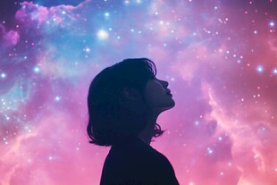 仰望星空的女孩