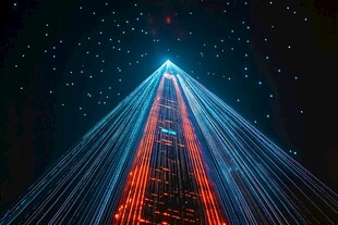 璀璨摩天大楼灯光秀奇观