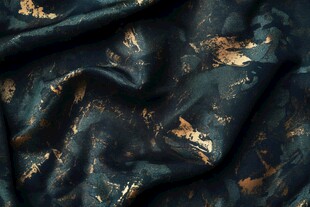 墨绿金纹绸缎面料特写