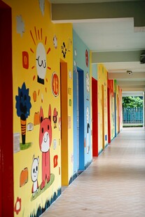 童趣走廊 多彩卡通墙面世界
