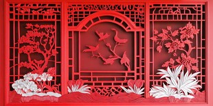 中式红色雕花窗棂艺术美