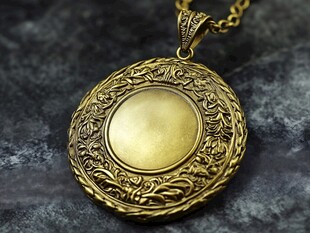 复古雕花圆形金质吊坠