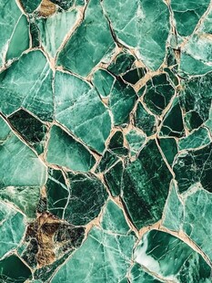 翠绿碎裂纹理的独特石面