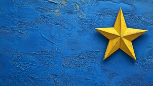 蓝色背景上的金色五角星