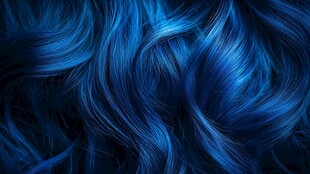 蓝色波浪卷发特写