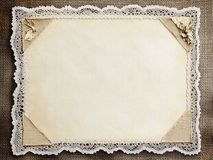 蕾丝边框复古空白纸张