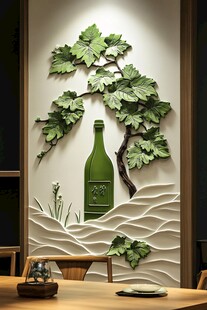 绿叶环绕的酒瓶墙面装饰