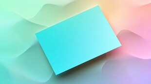 蓝色卡片置于多彩背景上