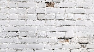 白色斑驳砖墙纹理特写