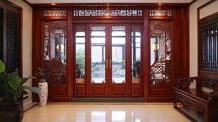 中式雕花木门尽显典雅