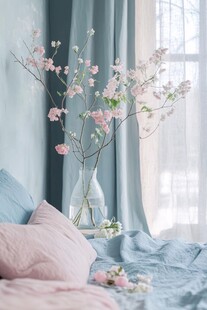 春日温馨卧室的烂漫花景