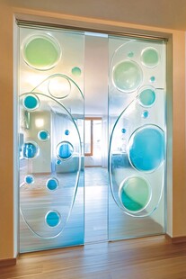 时尚梦幻玻璃推拉门设计