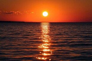 海上壮丽日落美景