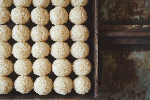 精致糯米圆球整齐排列