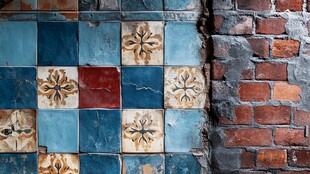 复古瓷砖与砖墙拼接景观