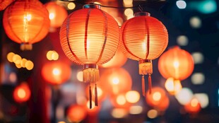 喜庆红灯笼点亮美好氛围