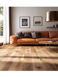 温馨客厅木地板与橙色沙发