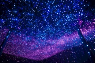 梦幻星空灯光秀