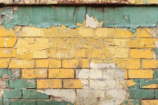 斑驳砖墙 岁月留下的痕迹