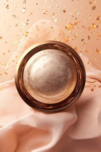 奢华金罐面霜 尽显质感