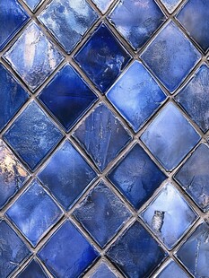蓝色菱形瓷砖纹理特写