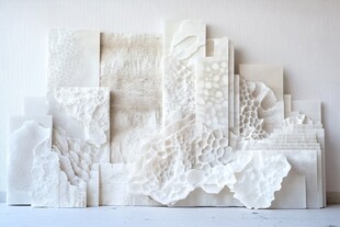 白色立体艺术墙面雕塑