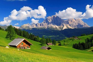 阿尔卑斯山畔的田园风光