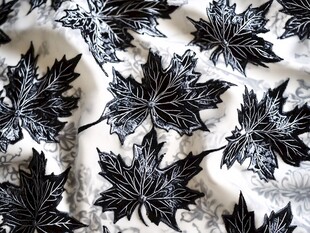 黑白枫叶图案布料纹理