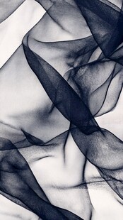 黑色薄纱纹理特写