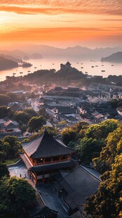 夕阳下的山水古镇美景