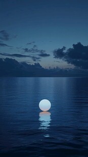 海上悬浮球体夜景梦幻画面