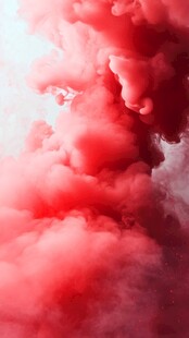 红色烟雾弥漫梦幻场景