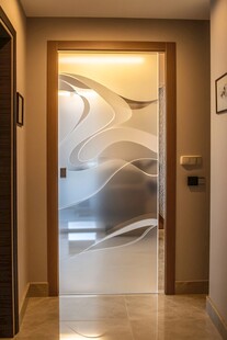 简约走廊玻璃门设计