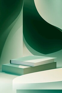 淡绿色调下的书籍静物场景