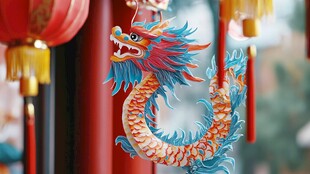 中式彩龙挂饰 传统韵味浓