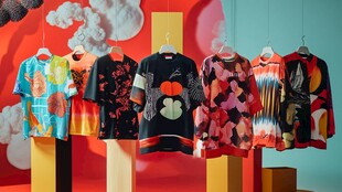 多彩潮流T恤展示