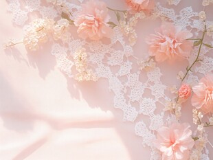 粉色花朵与蕾丝浪漫组合