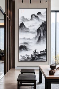 中式客厅中的山水墨画装饰