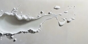 牛奶飞溅瞬间的美妙画面